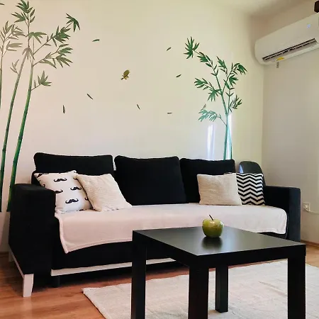 Apartment Like
